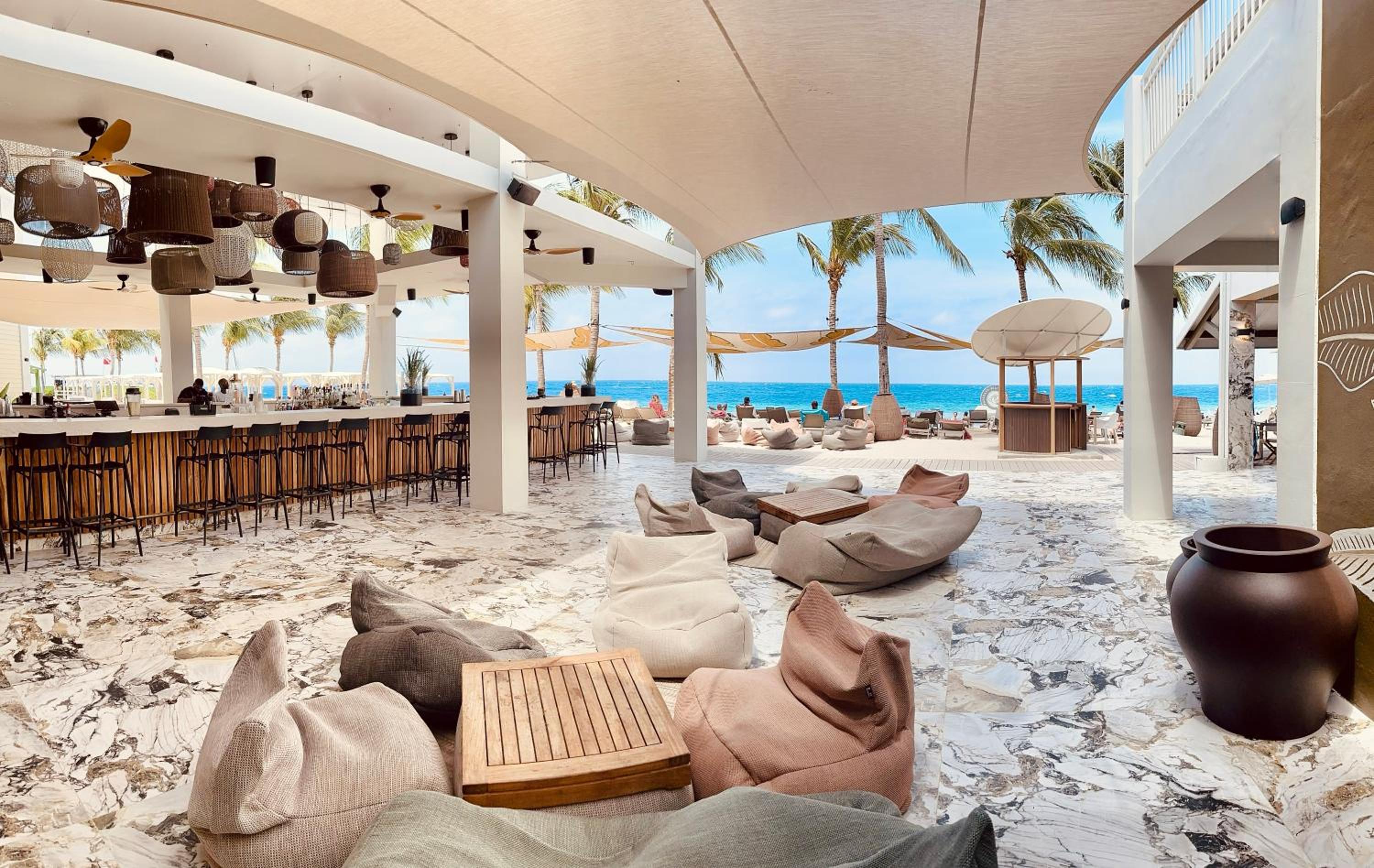 Papagayo Beach Hotel