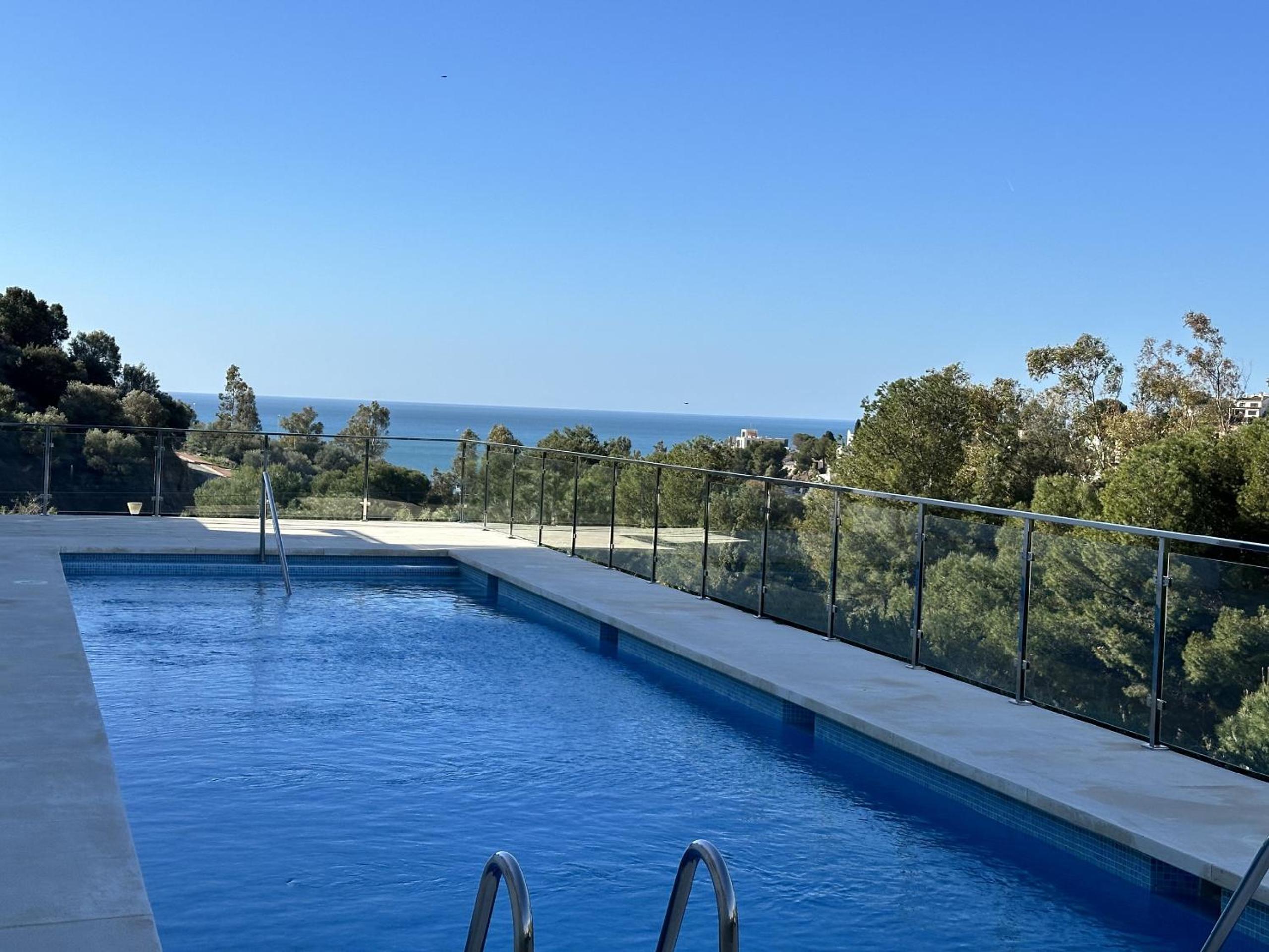 Torcal stylish studio with sea view terrace