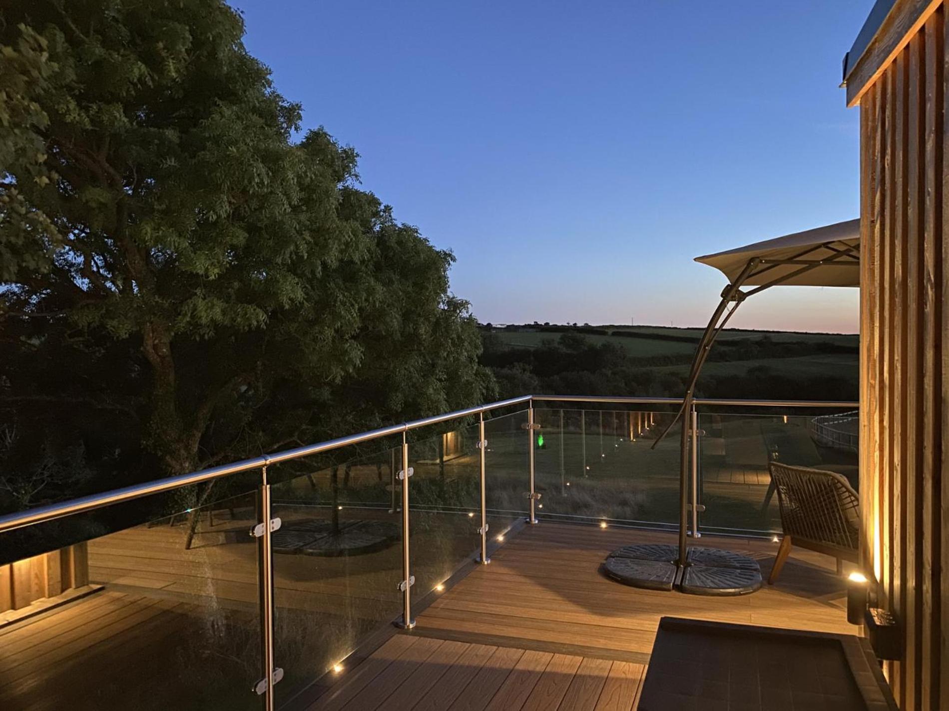 Tawny Lodge - Luxurious 1 Bedroom - Blossom Farm