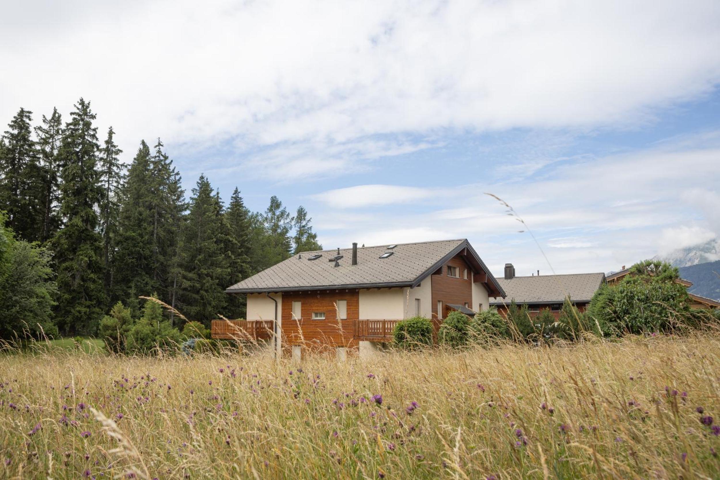 Family friendly 2-Bedroom near Golf & Ski slopes