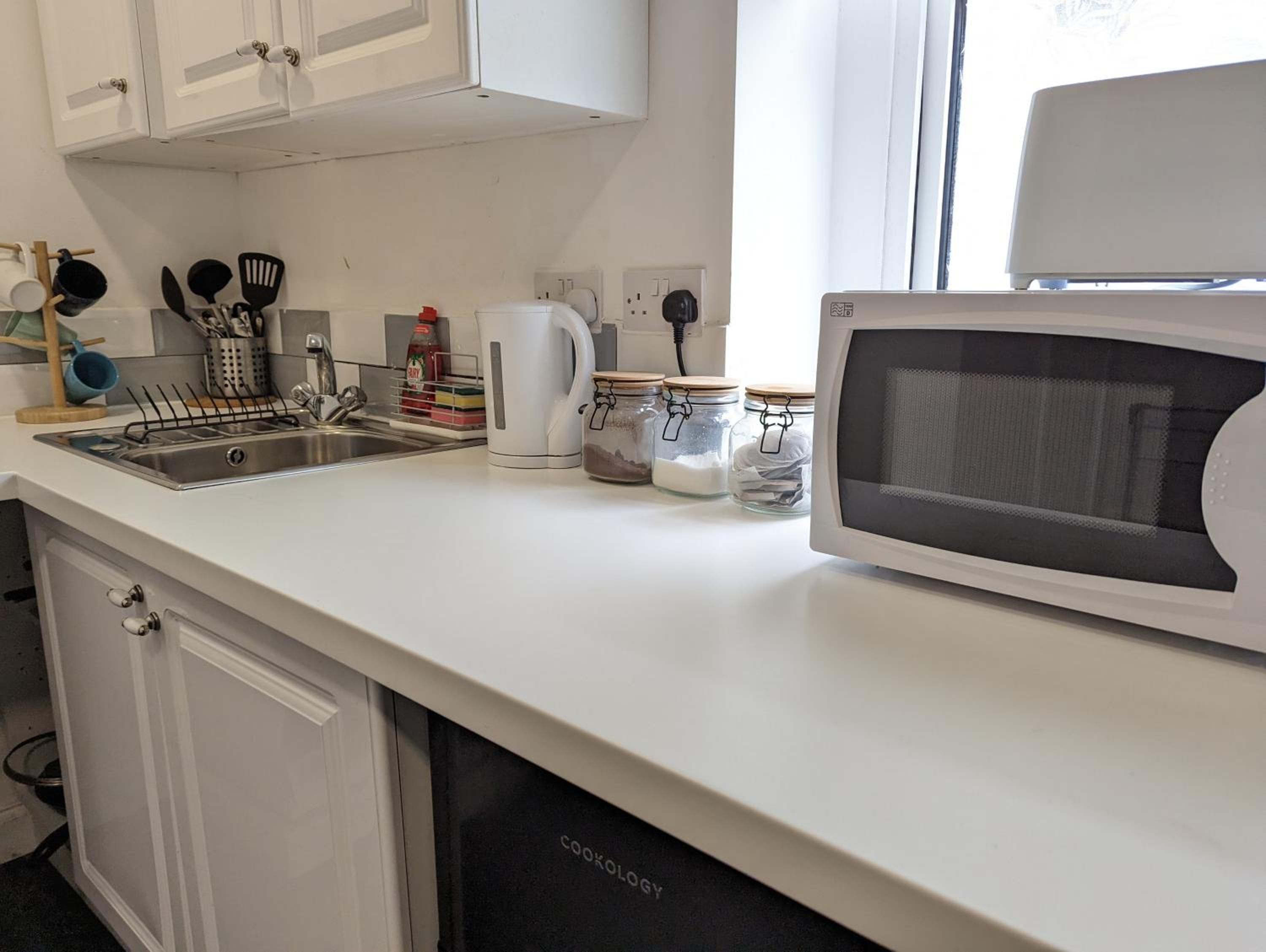 Serene 1 Bedroom Flat in Roath