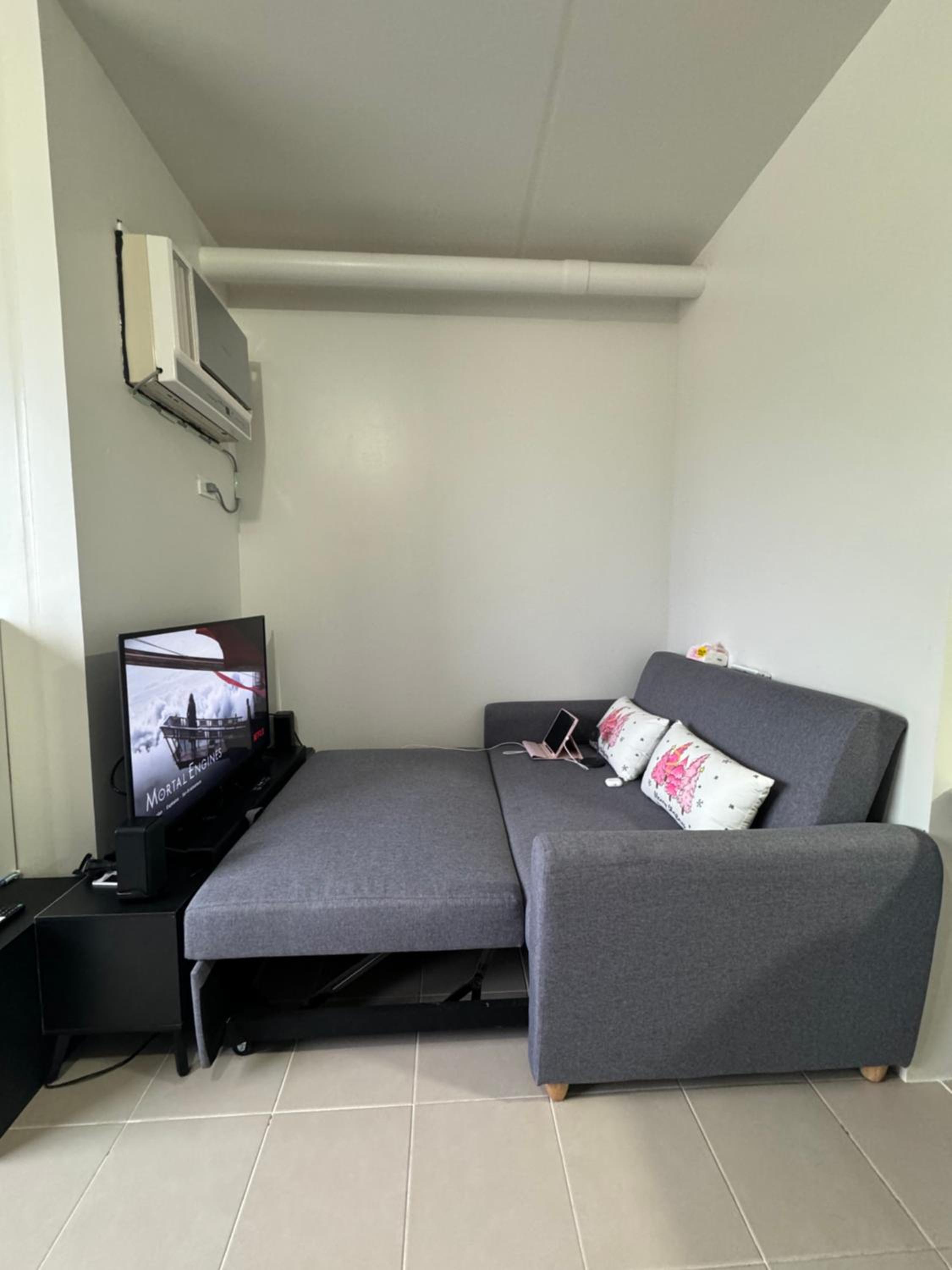 Near Mactan Airport and Indiana Aerospace University, Lapu Lapu City view 4