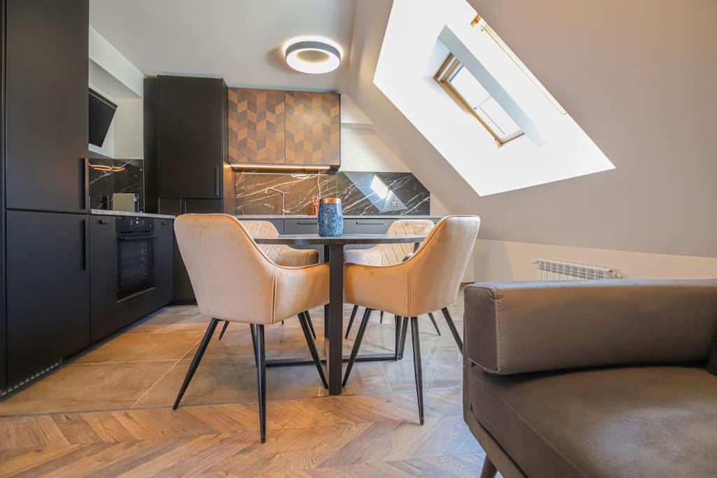 20% Discount! 2 Bedroom Apartment Vitosha View