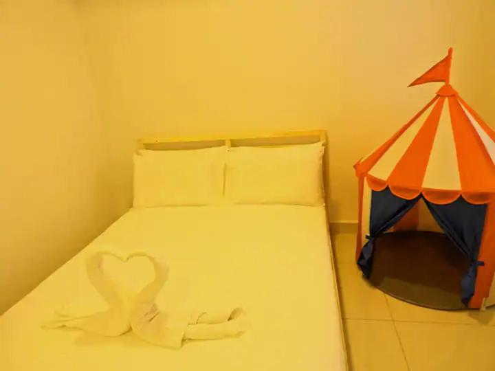 Maritime Suites
