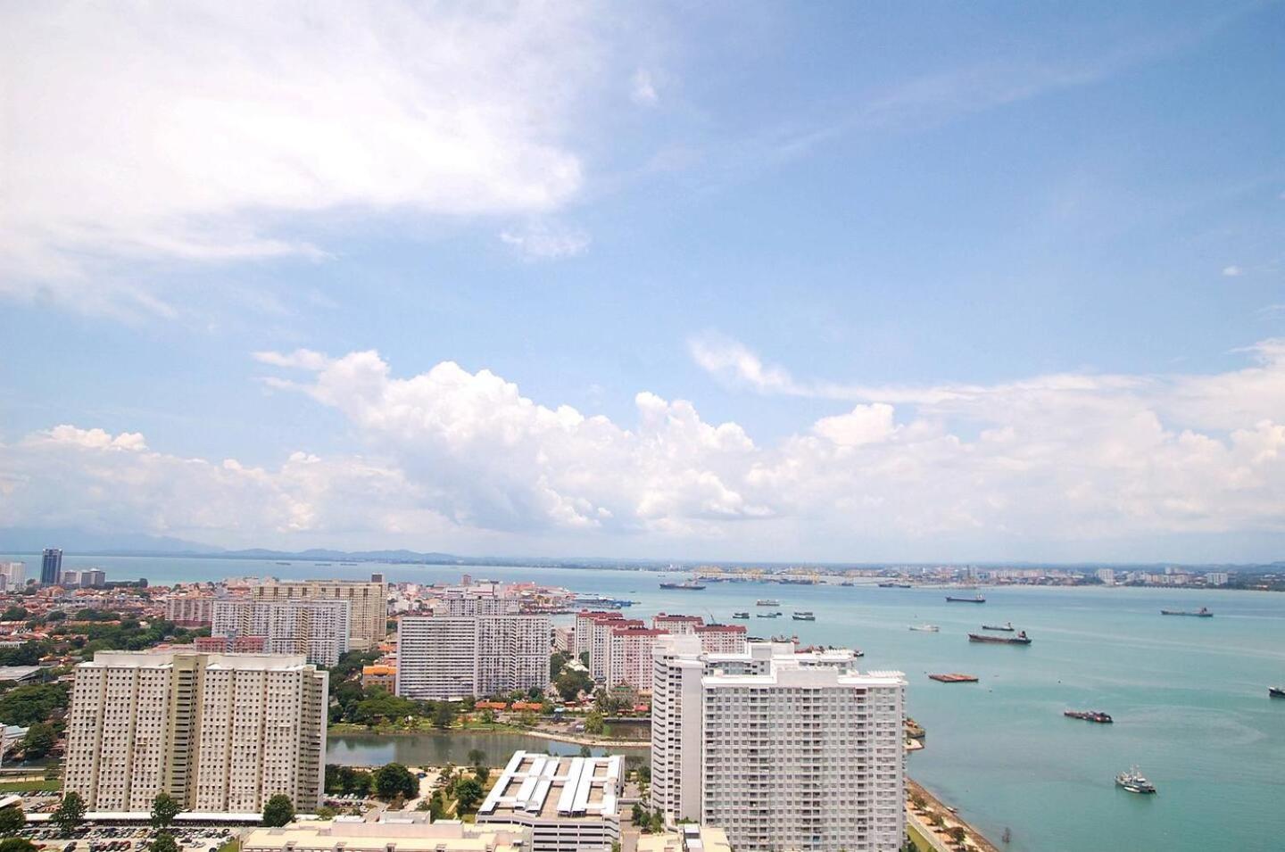 Maritime Suites