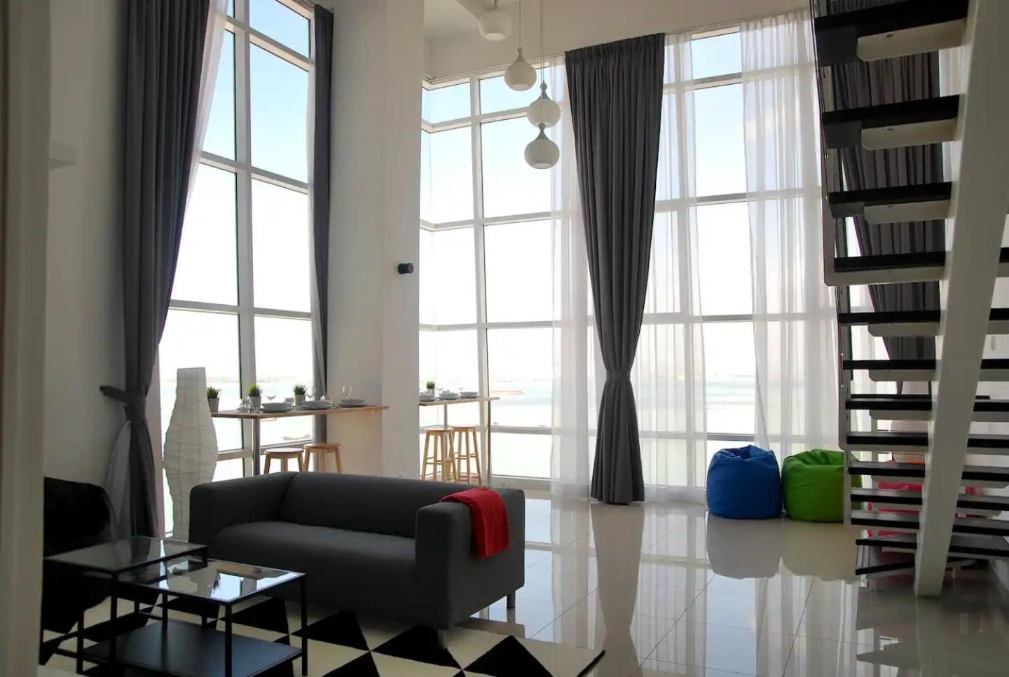 Maritime Suites