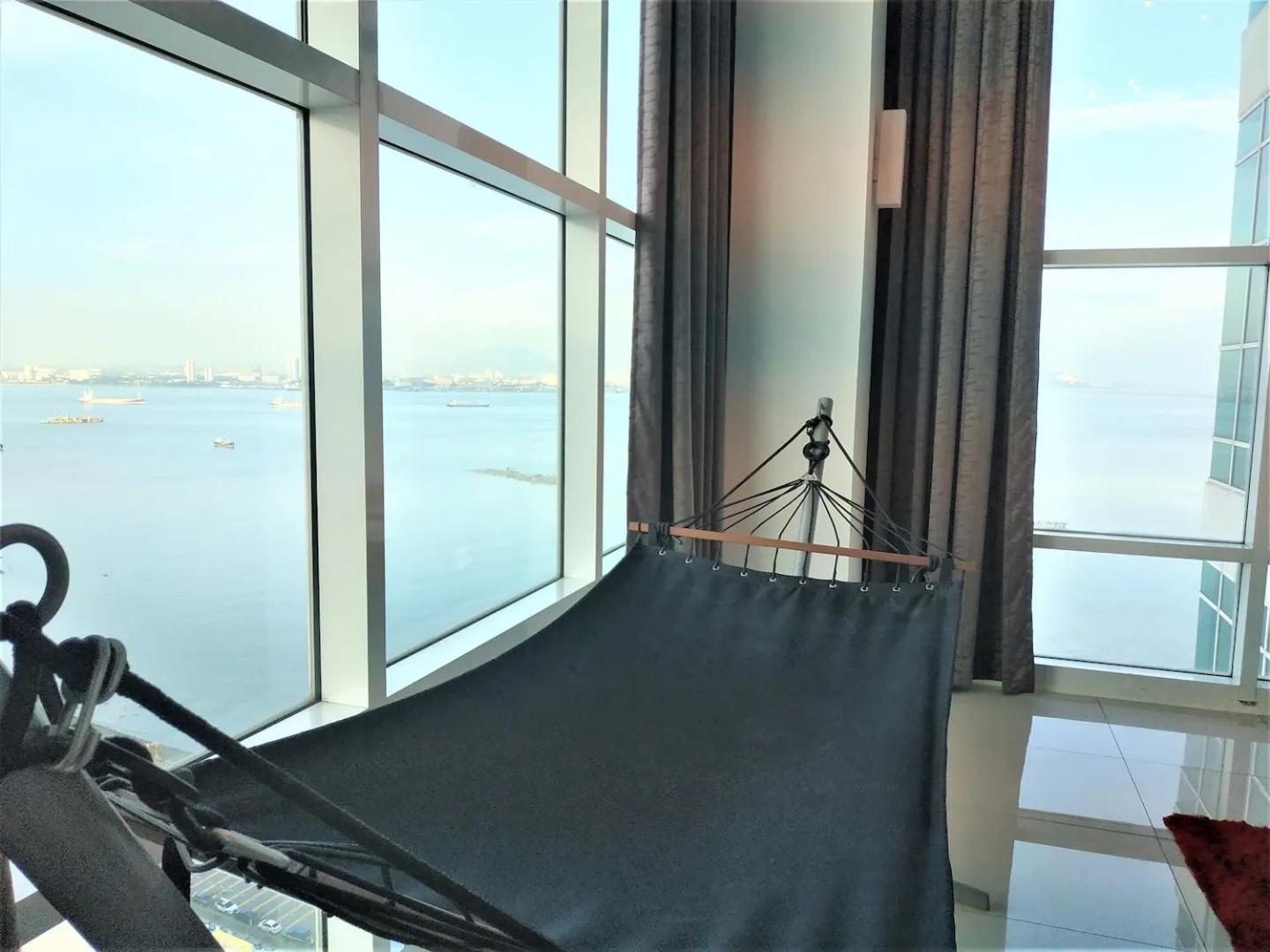 Maritime Suites