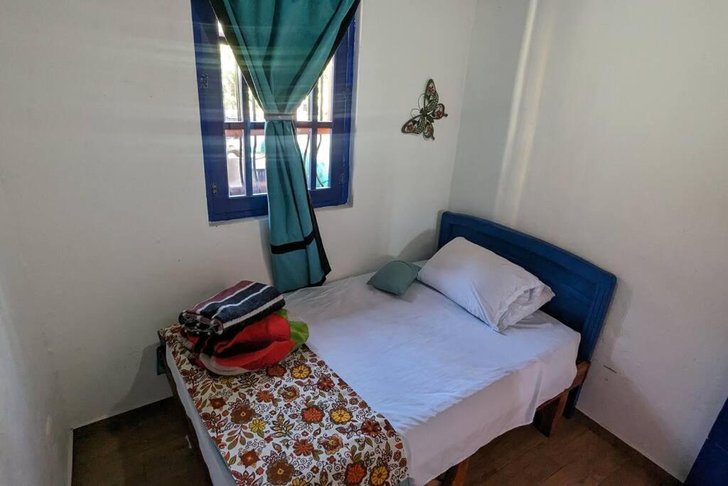 El Madrigal Cabin - Adorable 2-bedroom guesthouse