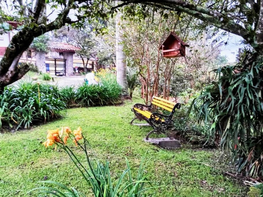El Madrigal Cabin - Adorable 2-bedroom guesthouse