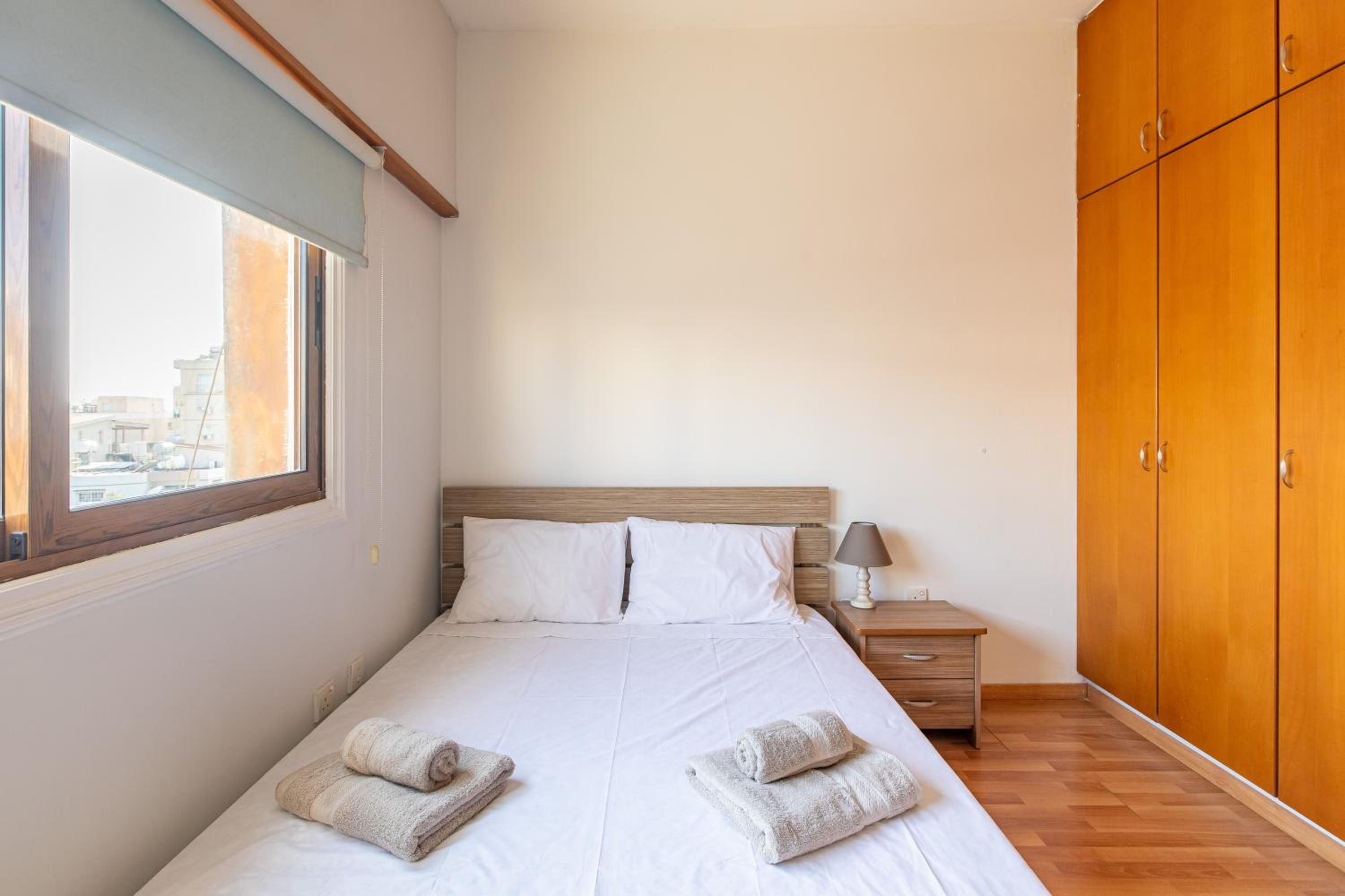 3 bedroom Central Apartment