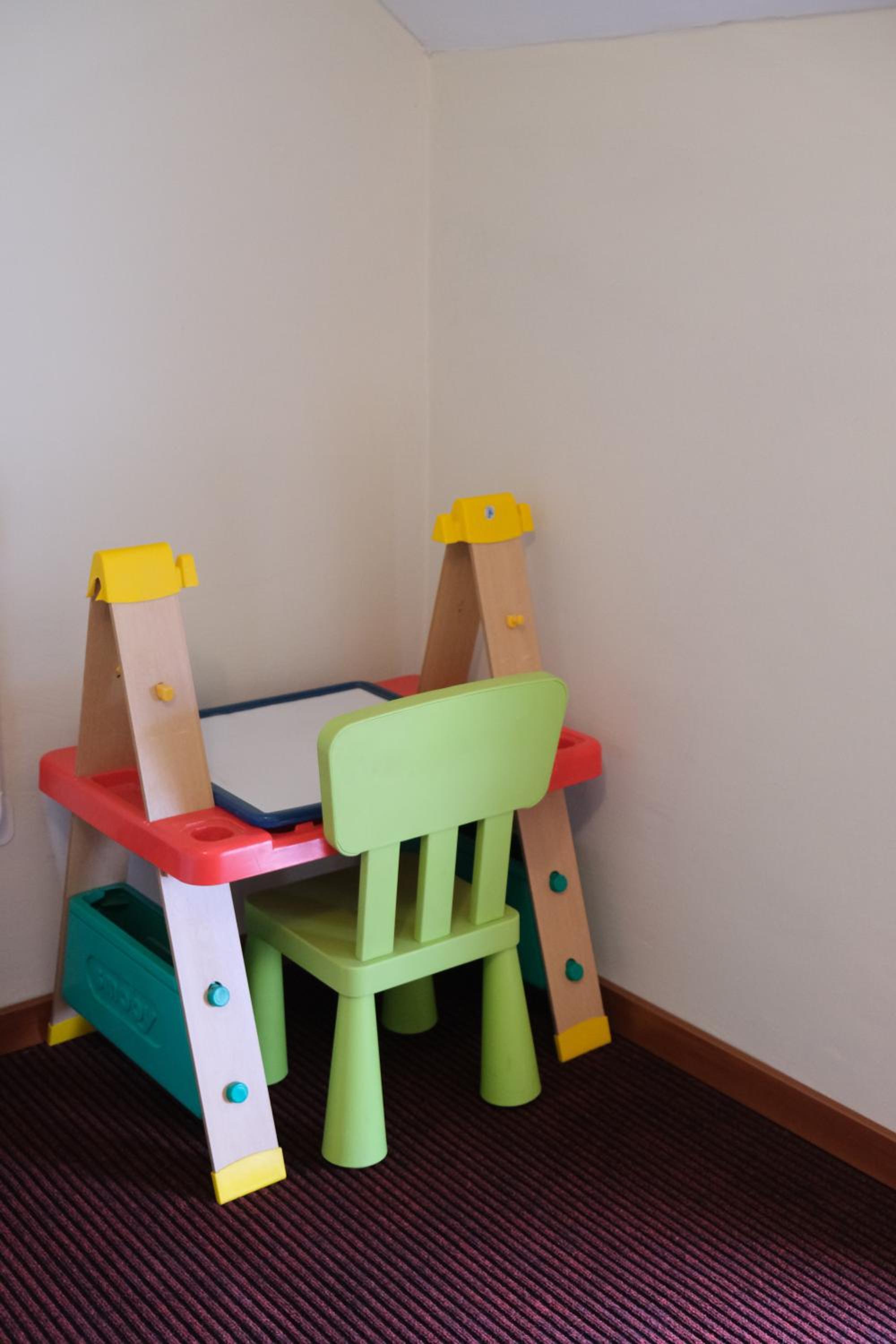 Trón Apartman