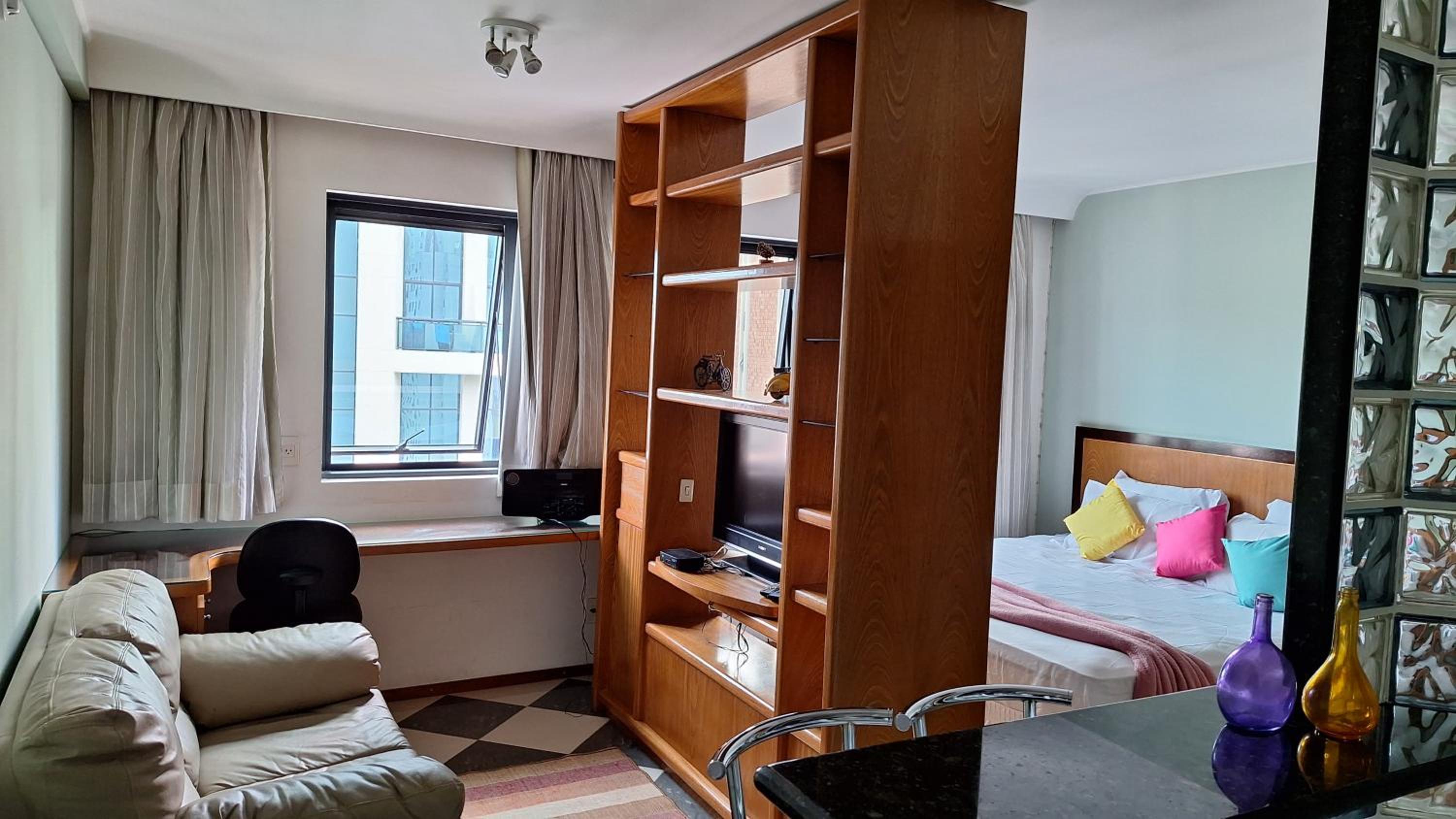 APARTAMENTO HOTEL AV IBIRAPUERA 2534 LUXO , CONFORTÁVEL em MOEMA