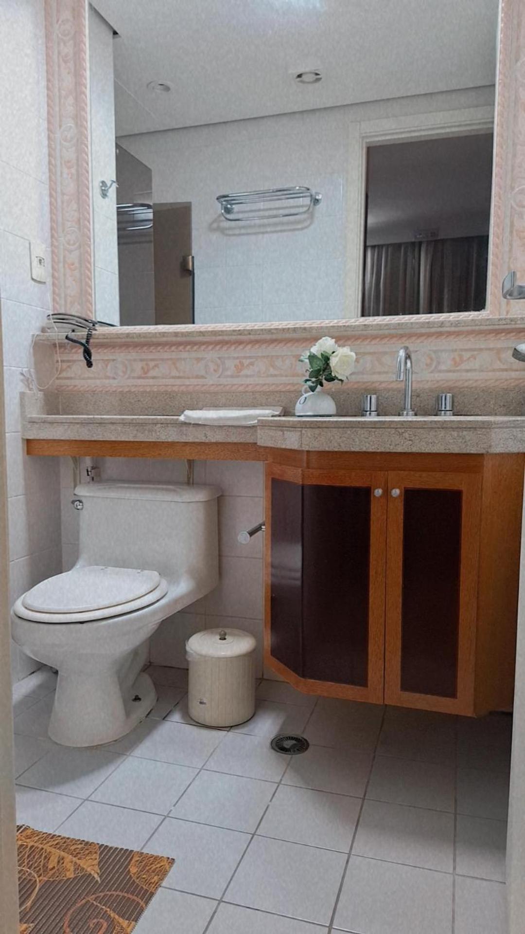 APARTAMENTO HOTEL AV IBIRAPUERA 2534 LUXO , CONFORTÁVEL em MOEMA