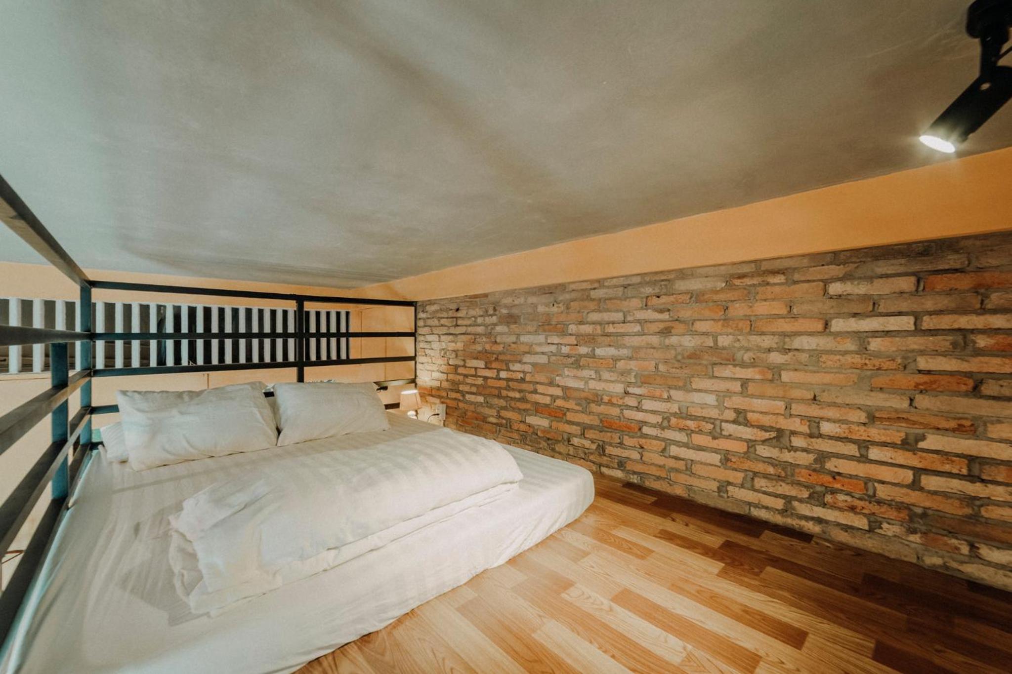 Stay&Chill - S.2: Cozy studio 3 minute walk to Bui Vien