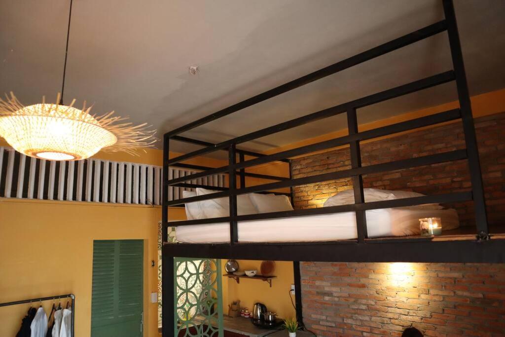 Stay&Chill - S.2: Cozy studio 3 minute walk to Bui Vien