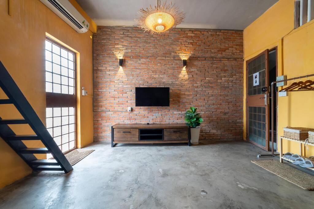 Stay&Chill - S.2: Cozy studio 3 minute walk to Bui Vien