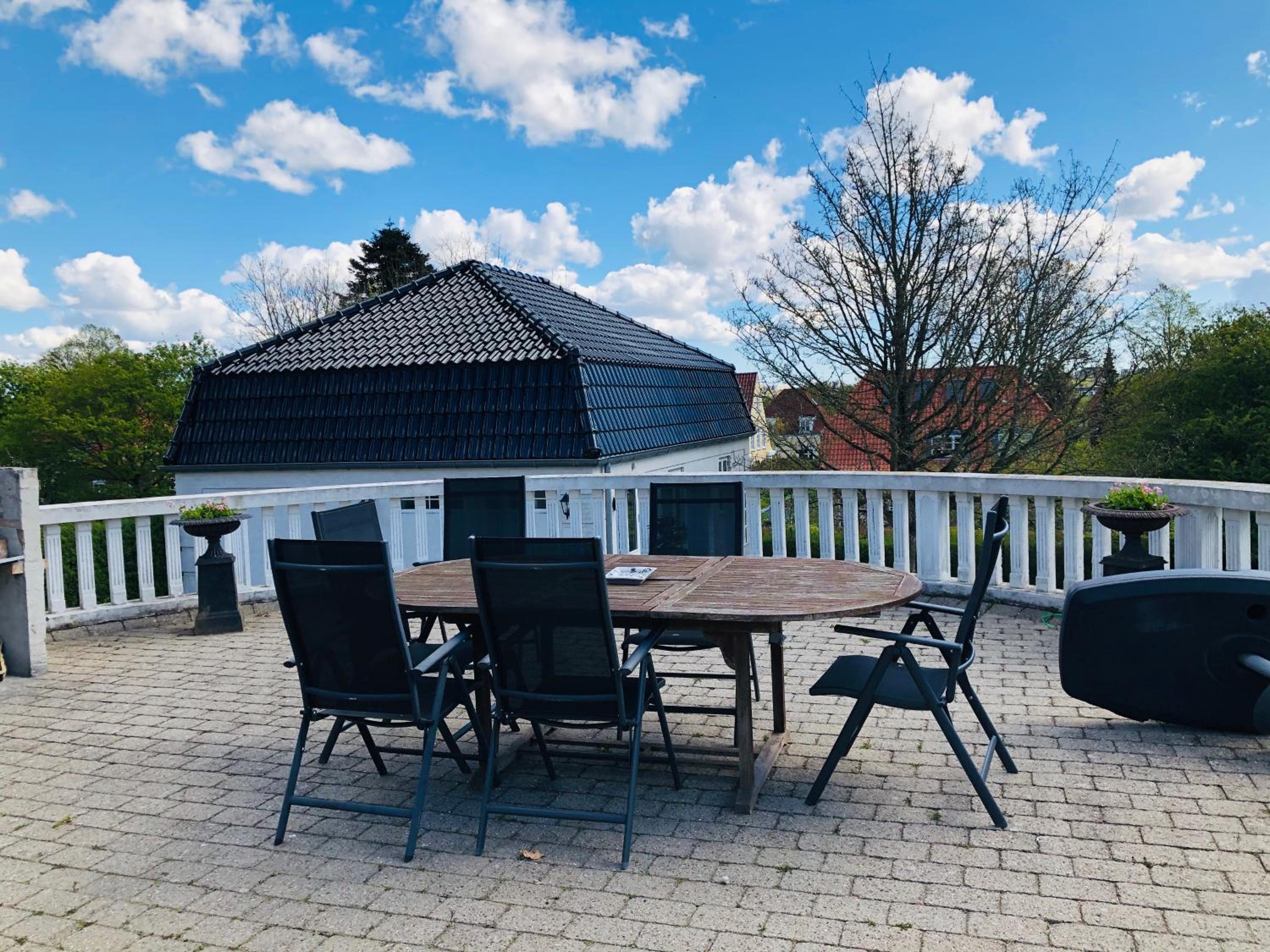 Hotel aday - Nice and cozy place - Image 1