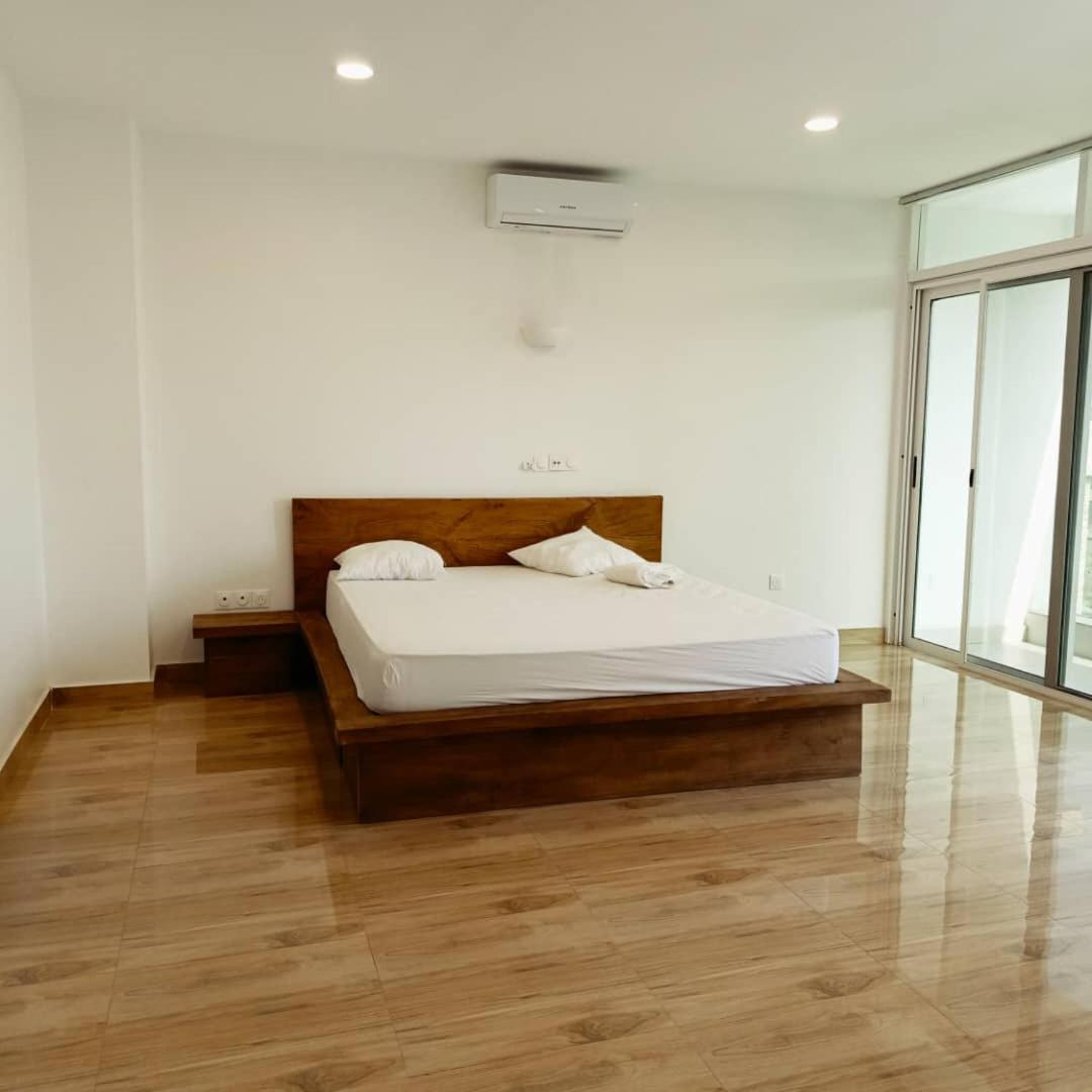 Timba Villa-Pekin
