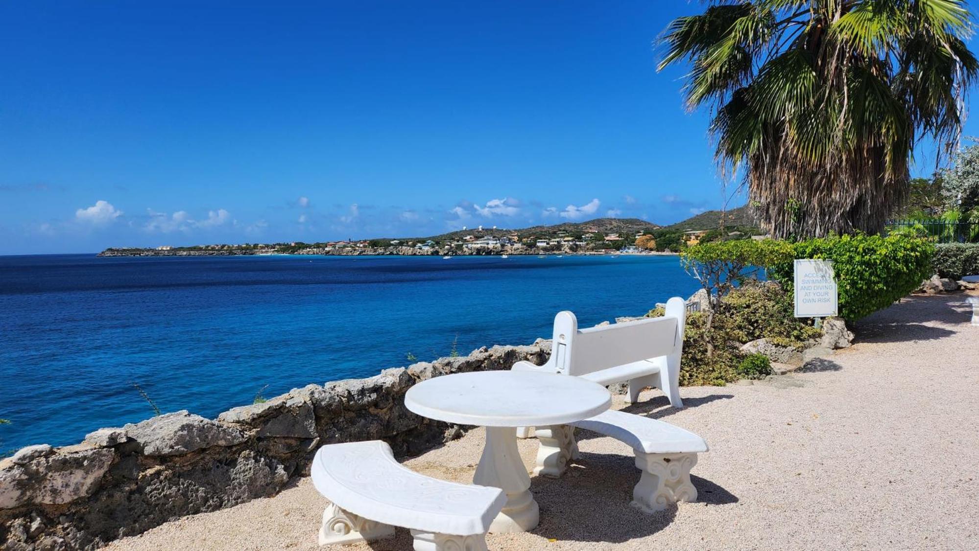Ocean Teal Villa Marazul