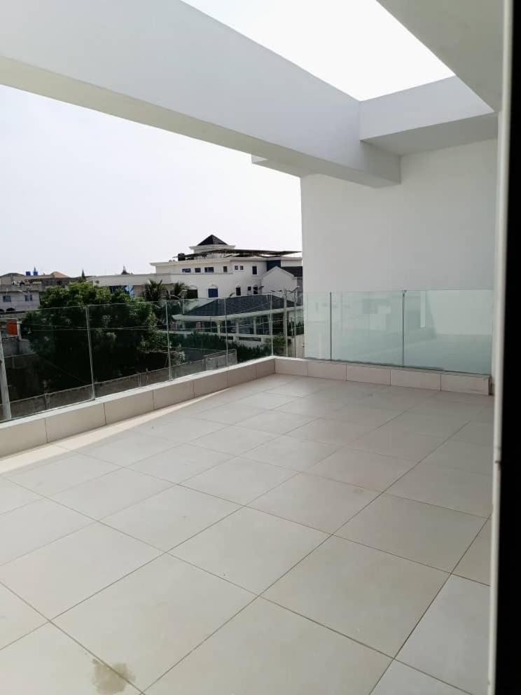 Timba Villa-Pekin