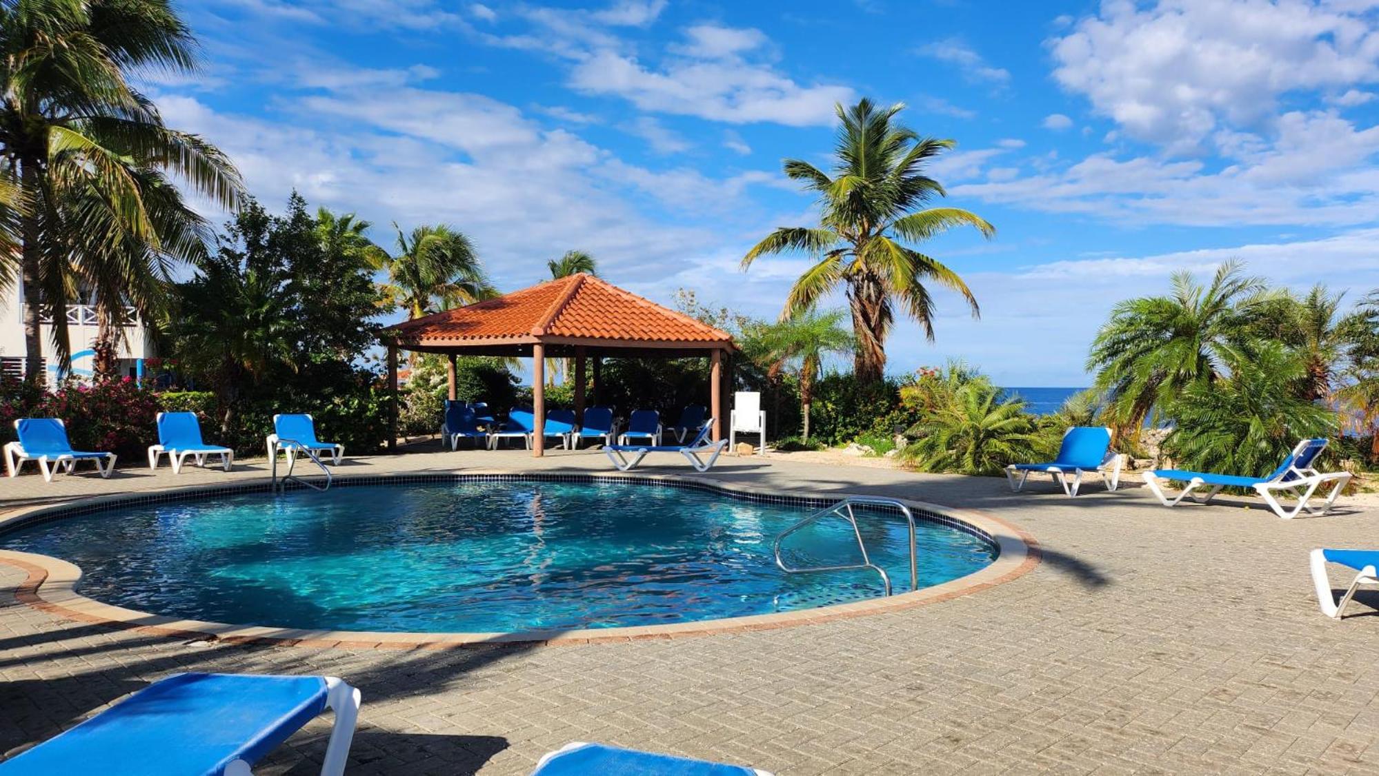 Ocean Teal Villa Marazul
