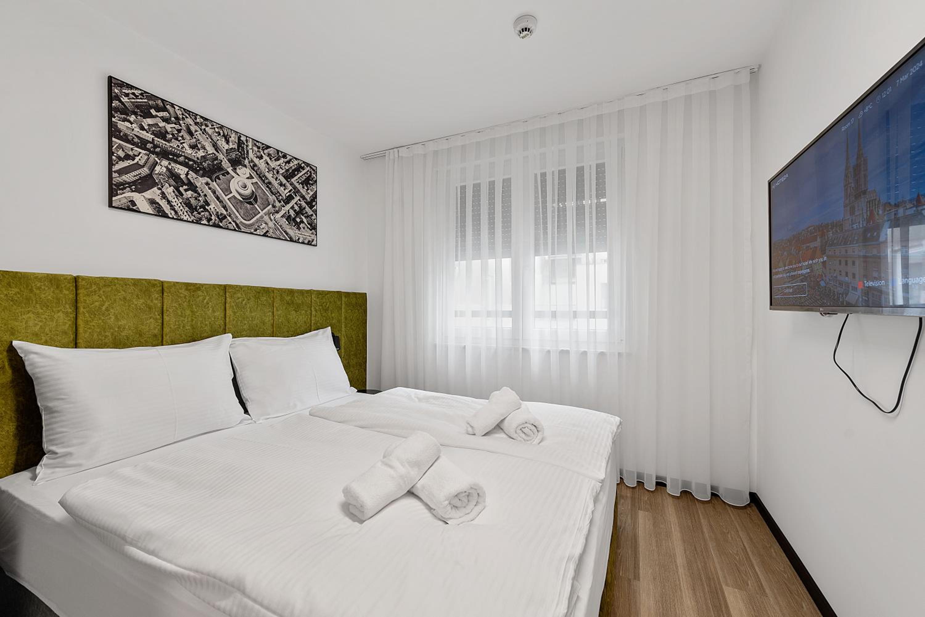 Studio Apartments Lenuzzi Zagreb view 3