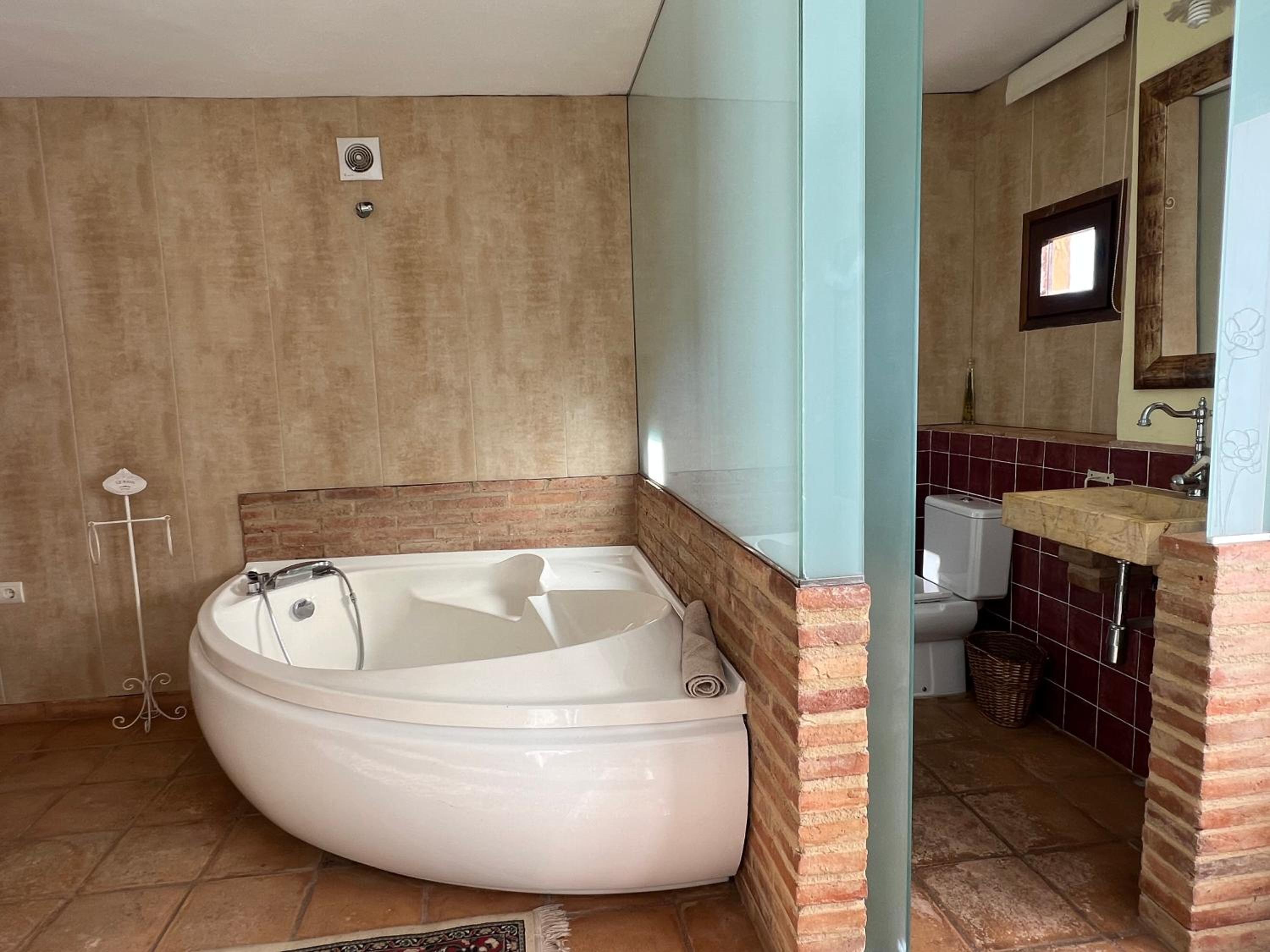 Casa Mas Molines con piscina, jacuzzi y barbacoas.