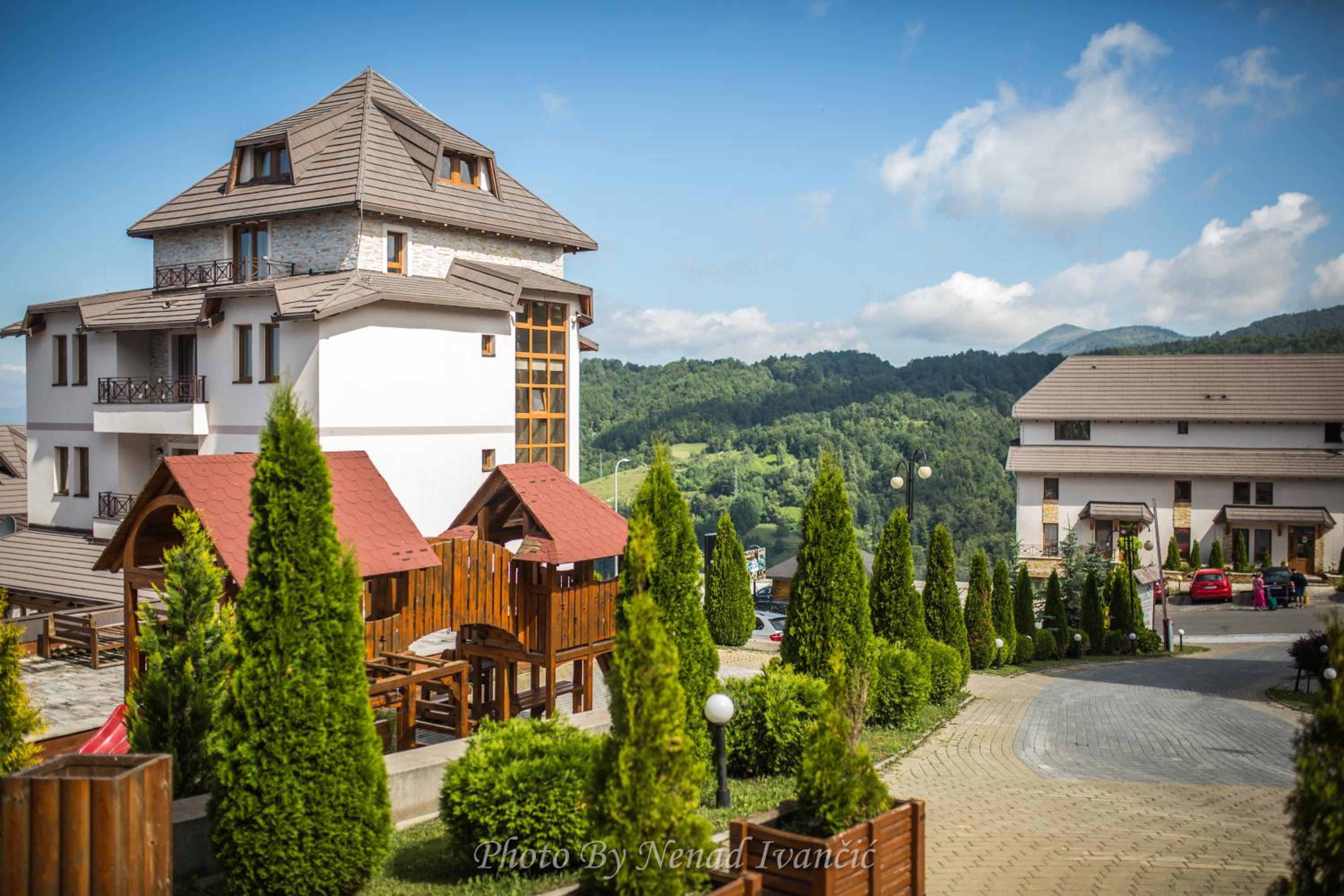 Alethea Lux Apartments, Milmari Resort Kopaonik view 2