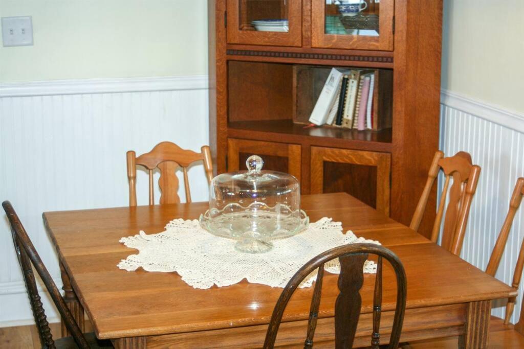 Restored historic home near ND and Amish Country view 4