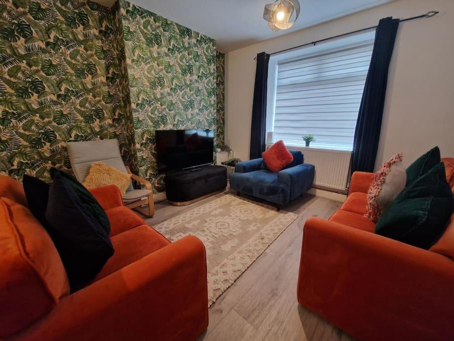 SleepyStays 3 Bedroom Modern & Central Location Sleeps 4 view 5