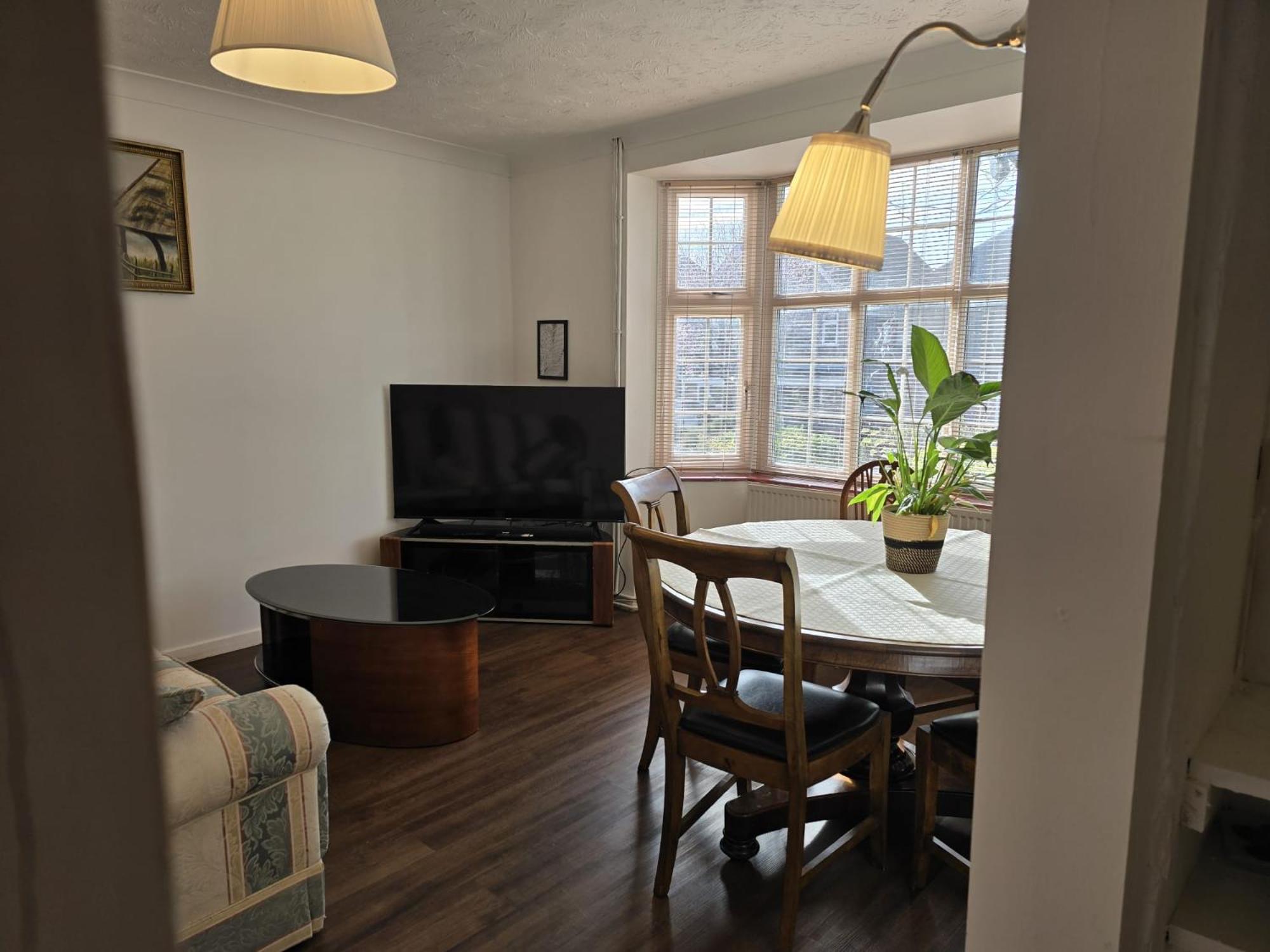 4 Bedroom Home with Parking view 4