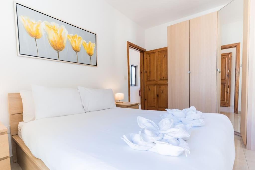Mosta Penthouse-Hosted by Sweetstay photo 2