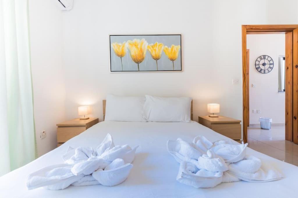 Mosta Penthouse-Hosted by Sweetstay photo 3