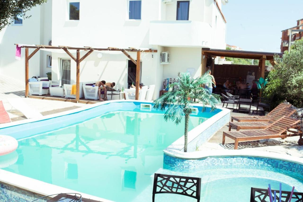 Villa Lara
