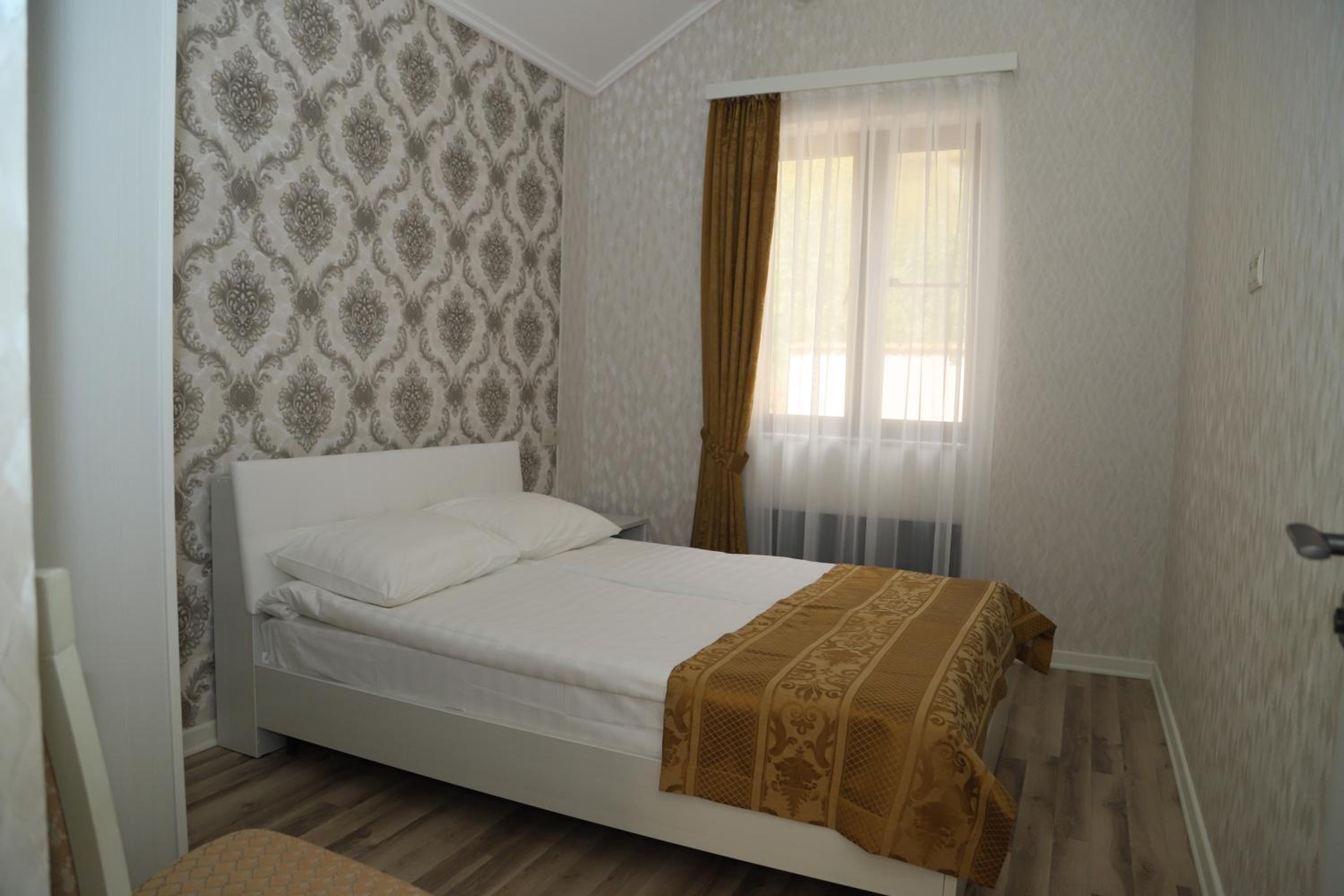 Meghu Guest House
