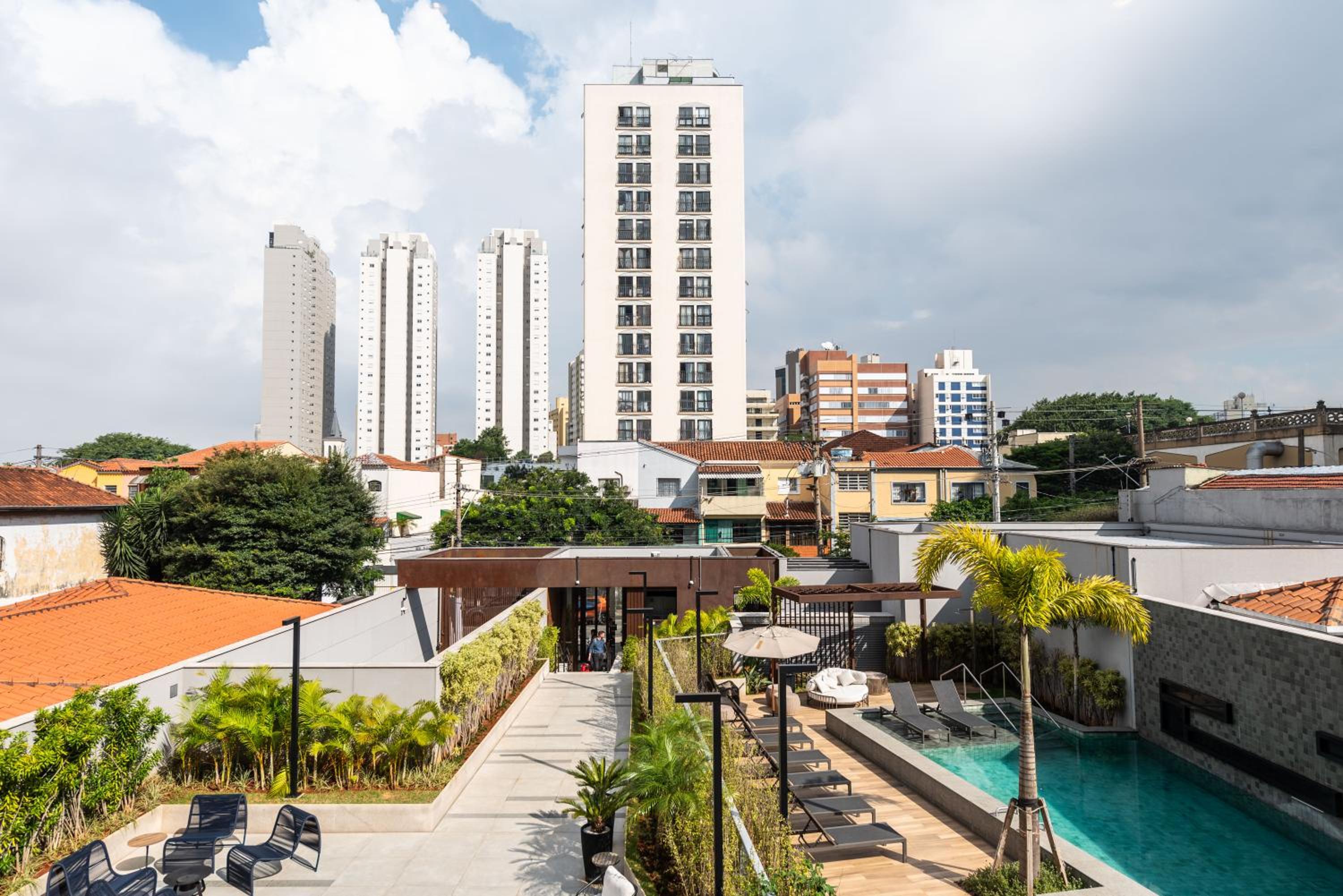 Conforto e vista do 17º andar | A/C e Wi-Fi 500Mb