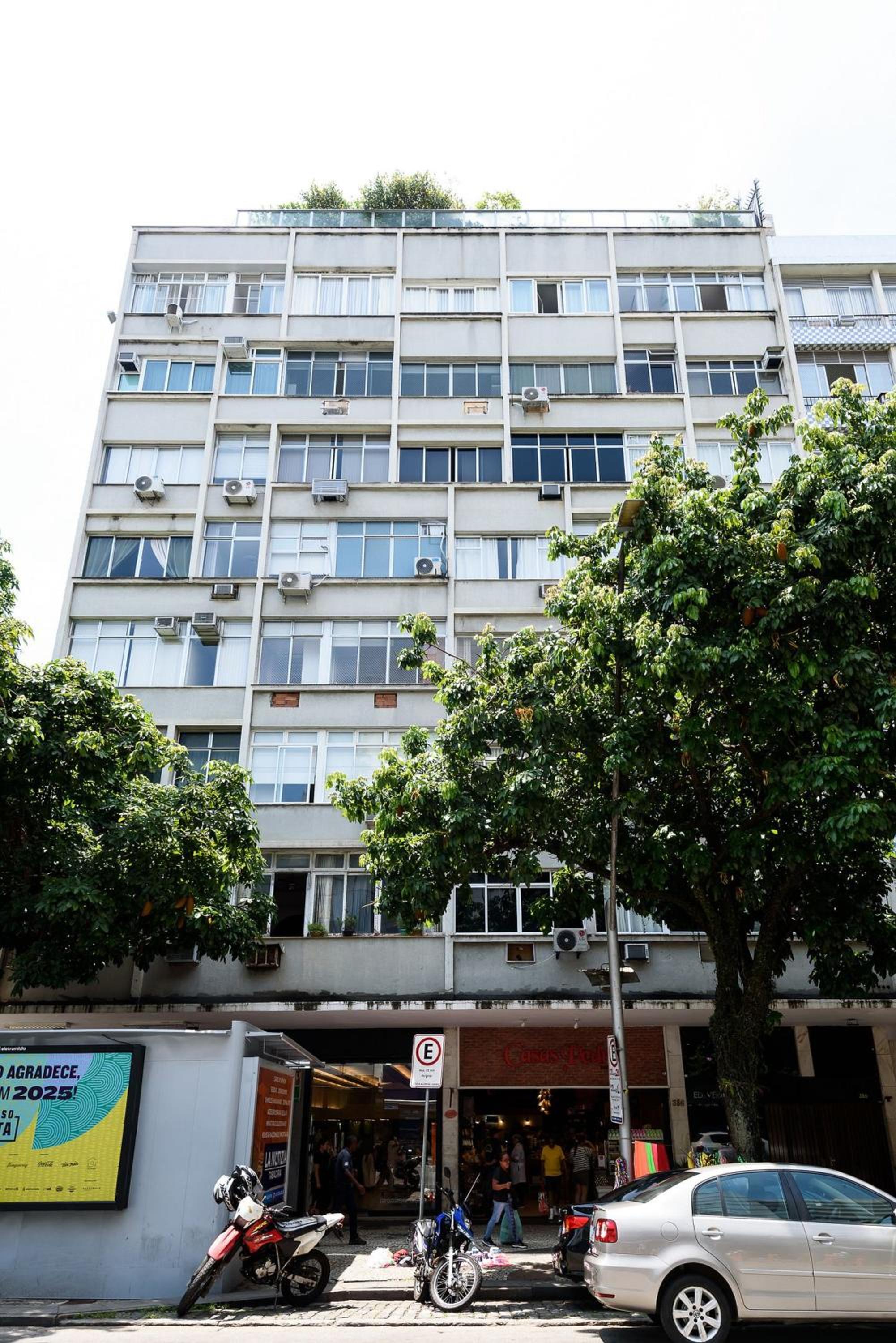 Apartamento Moderno a 300 m da Praia do Leblon