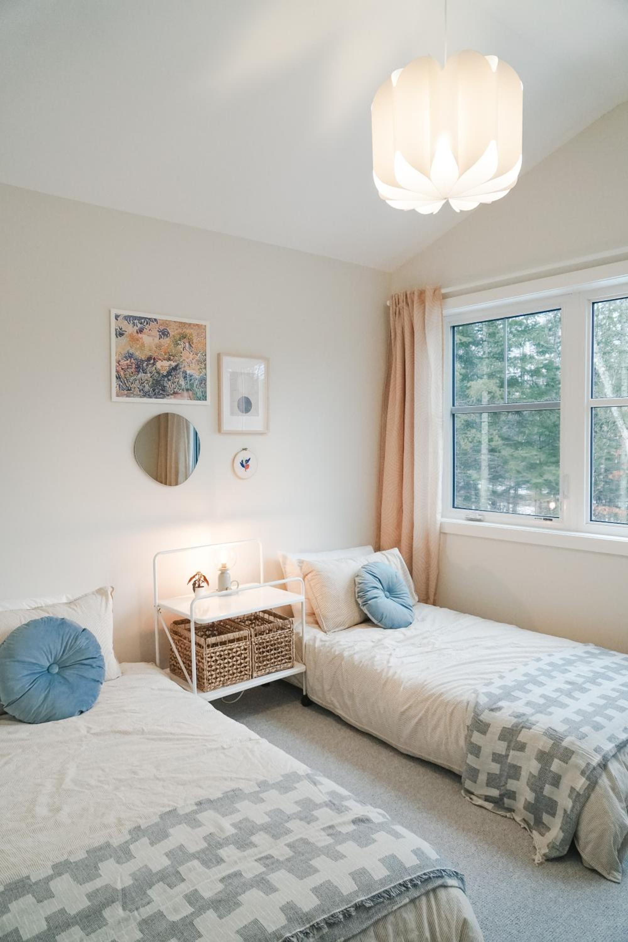 4BR Entire private modern cottage - Hilltop view
