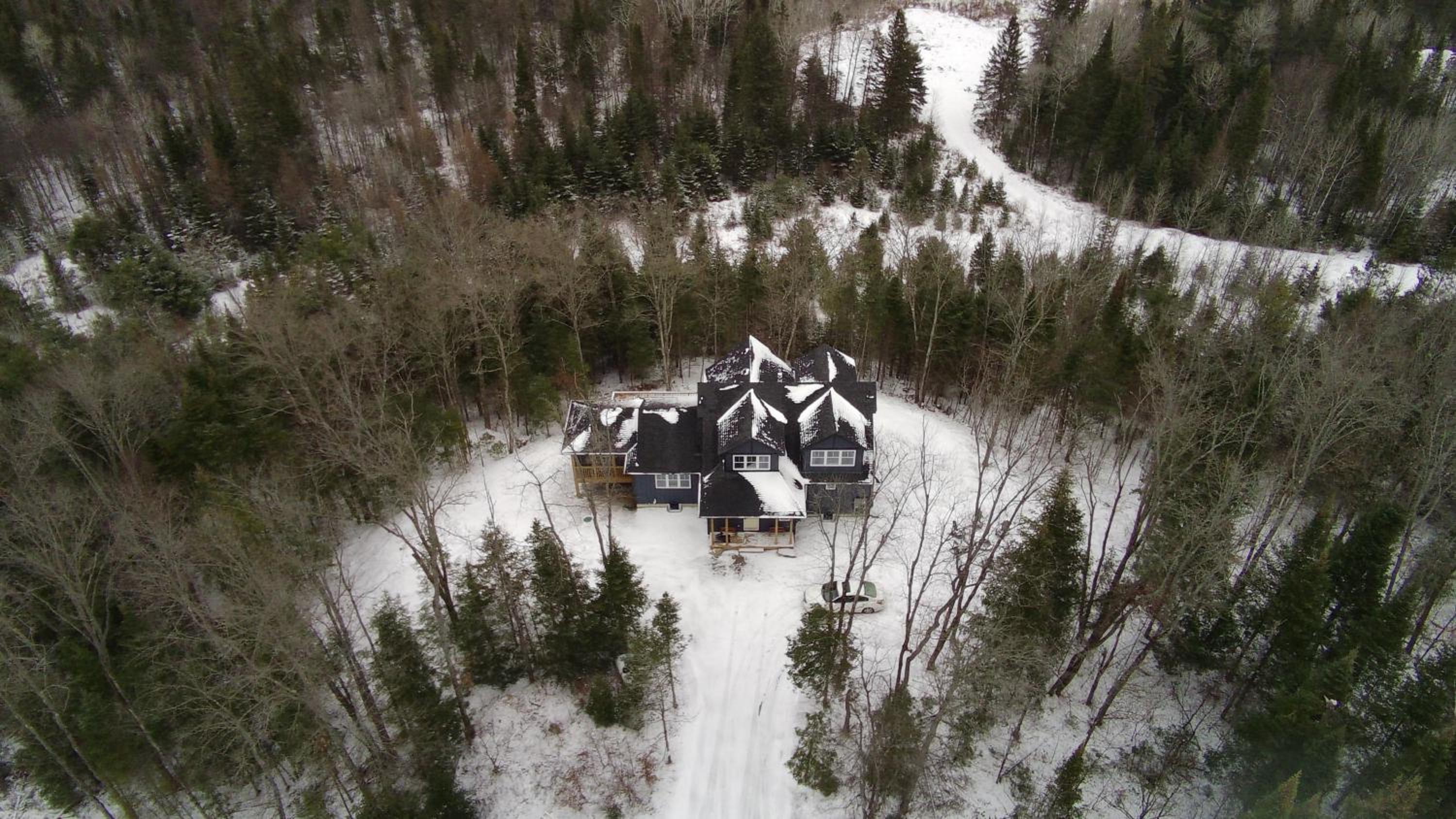 4BR Entire private modern cottage - Hilltop view