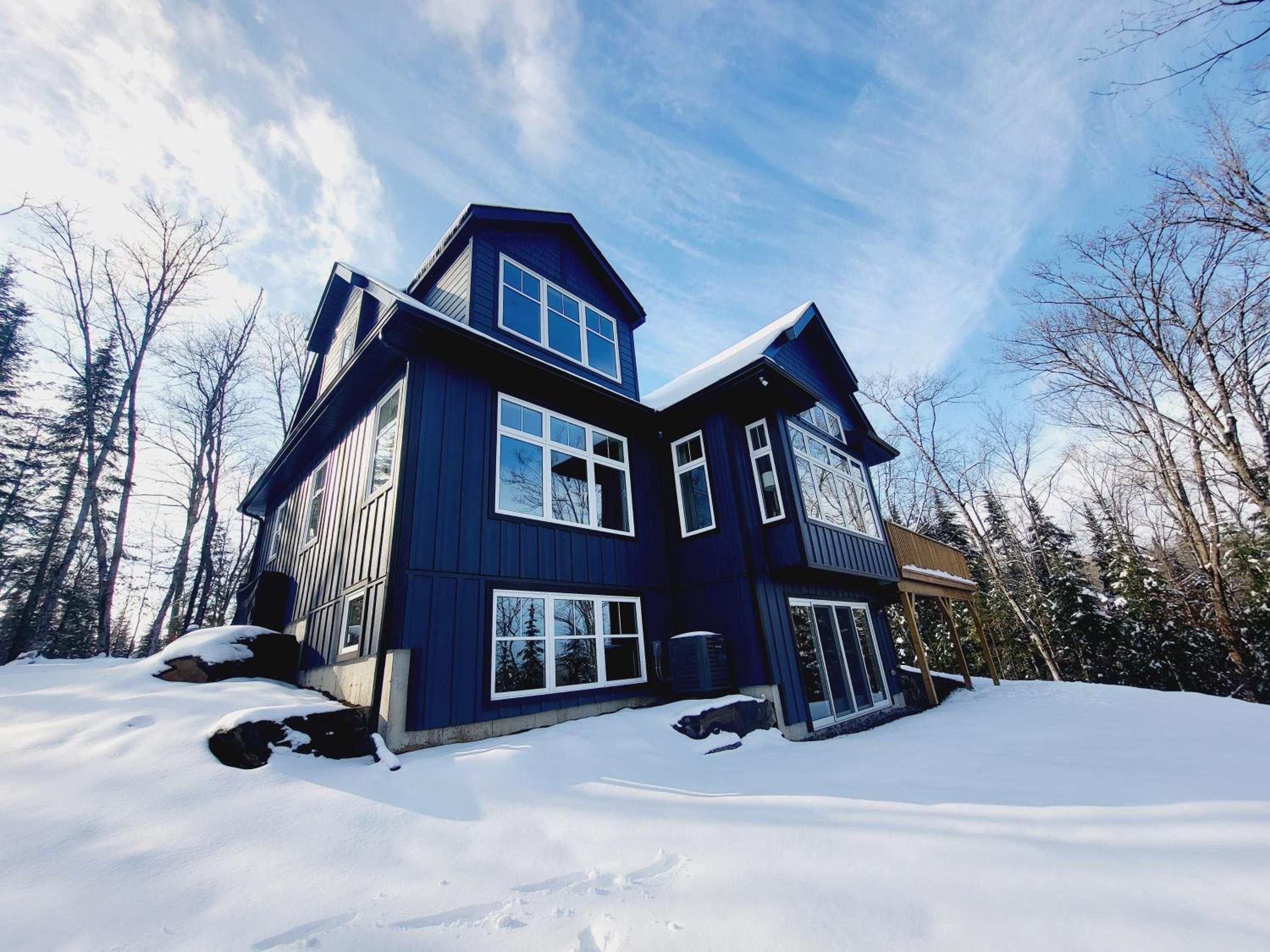 4BR Entire private modern cottage - Hilltop view