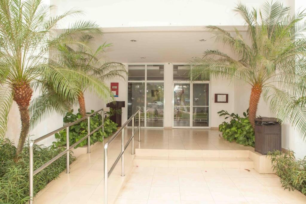 Founders Piso 10 view 3