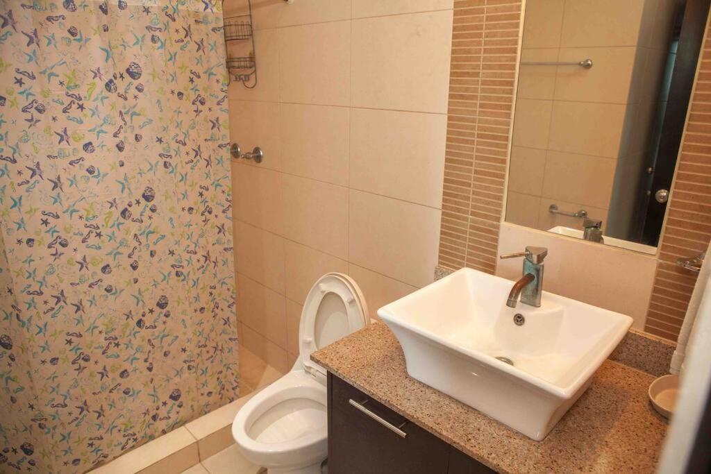Founders Piso 10 view 4