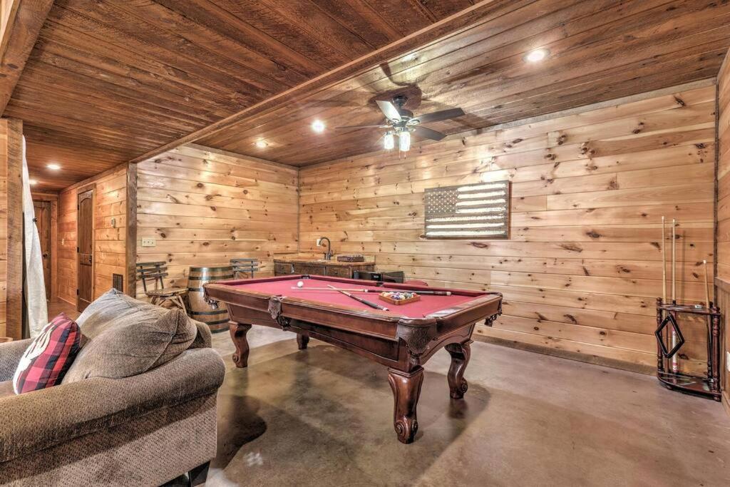 Mtn View•Hot Tub•Firepit•Game Rm•10min to Blue Ridge view 5