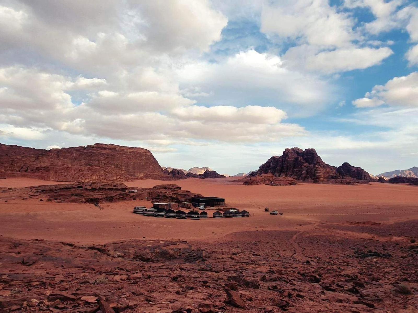 Desert dream march view 2