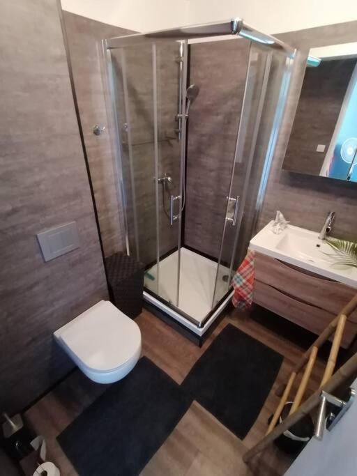 Sympathique appartement, les pieds dans l'eau