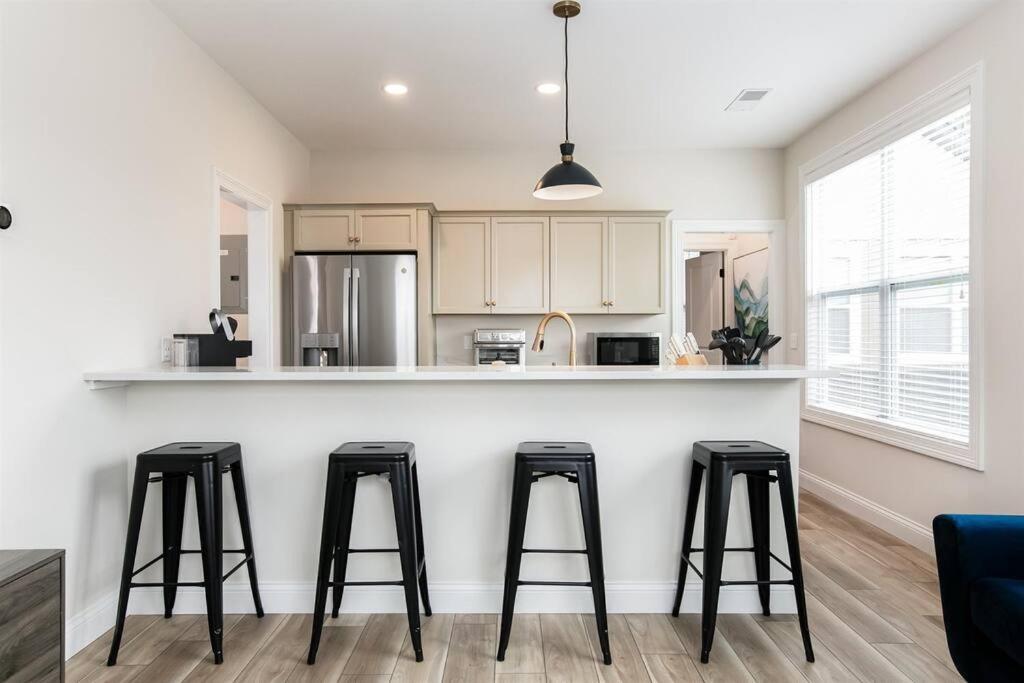 Victory Views Estate: Luxury Guest Loft