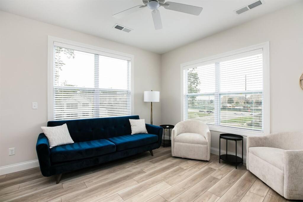 Victory Views Estate: Luxury Guest Loft