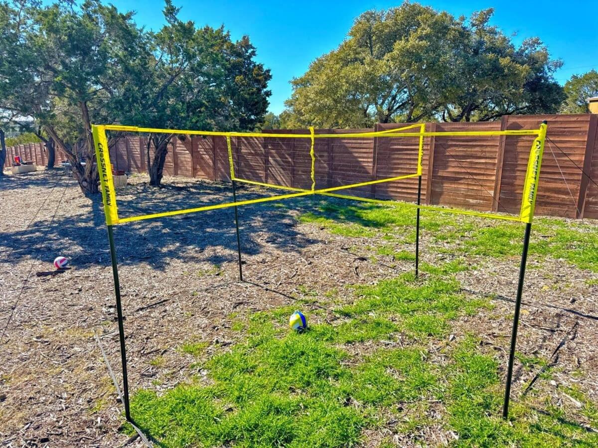 Starlight Horizon Cabin F - Pet-Friendly Texas Hill Country Cabin Near Canyon Lake - Pool, Stargazing & Group Getaways - Sleeps 8