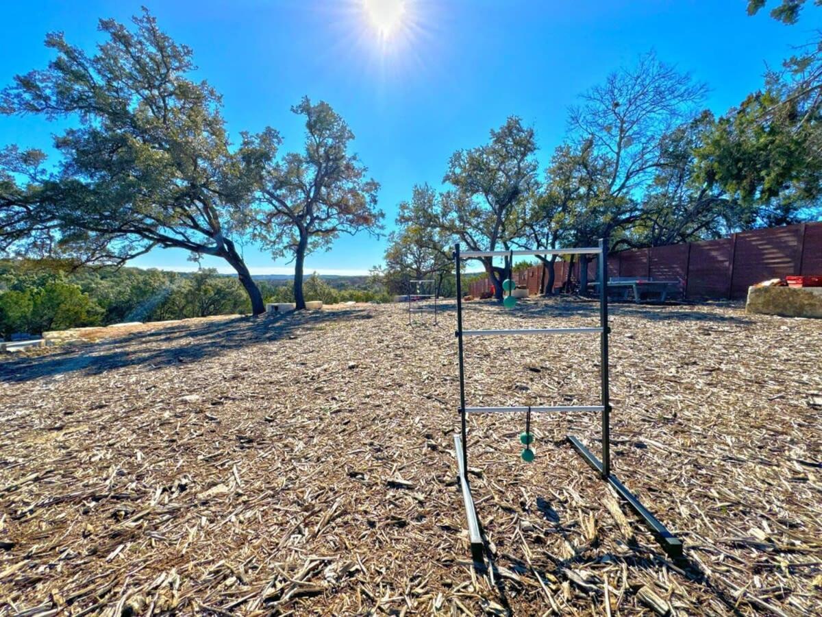 Starlight Horizon Cabin F - Pet-Friendly Texas Hill Country Cabin Near Canyon Lake - Pool, Stargazing & Group Getaways - Sleeps 8