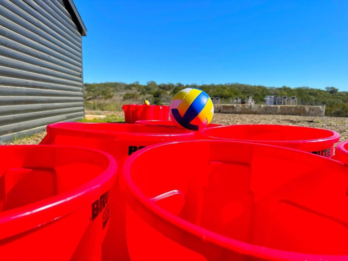 Starlight Horizon Cabin F - Pet-Friendly Texas Hill Country Cabin Near Canyon Lake - Pool, Stargazing & Group Getaways - Sleeps 8